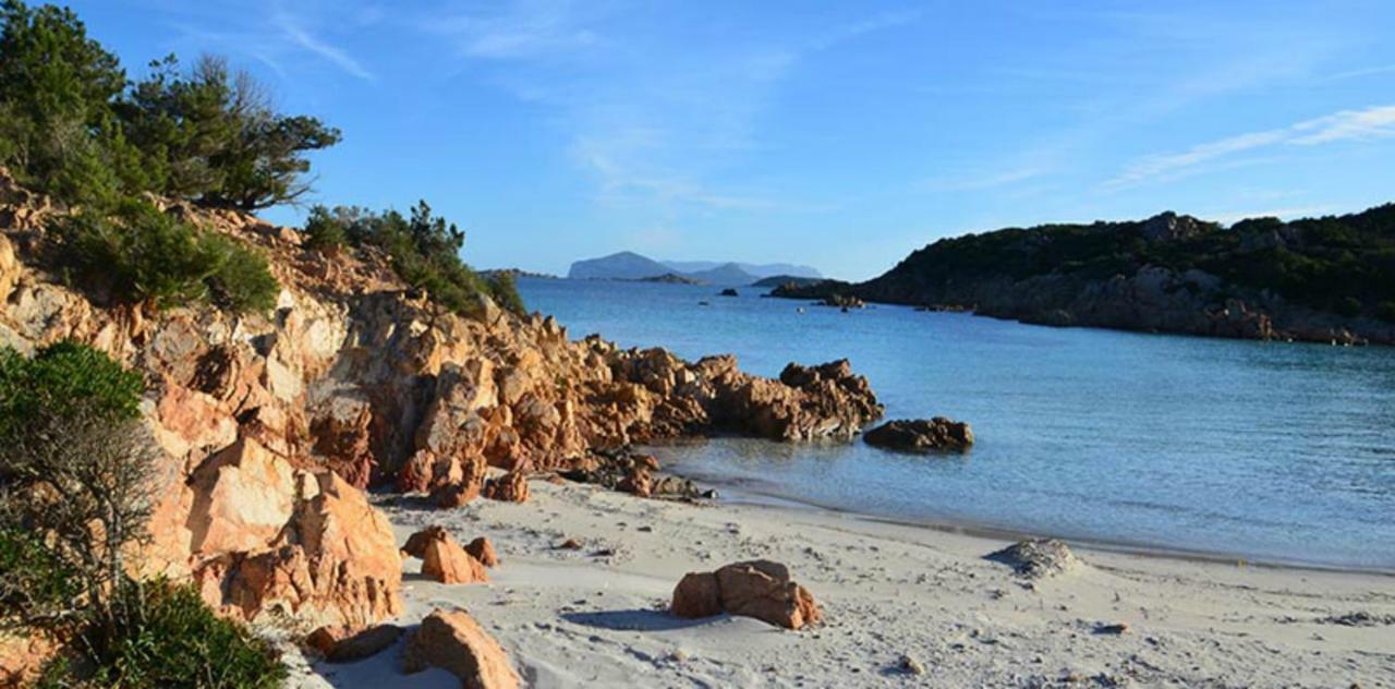 Stazzu La Capretta Farm Camping & Guest Rooms Olbia Exteriör bild